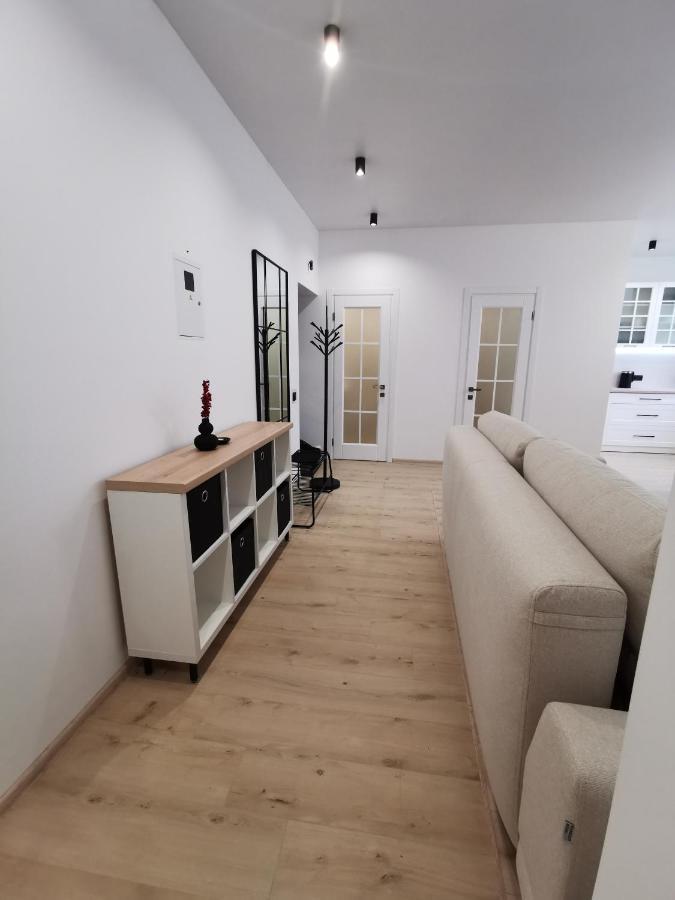 Soborna Apartment Ровно Экстерьер фото