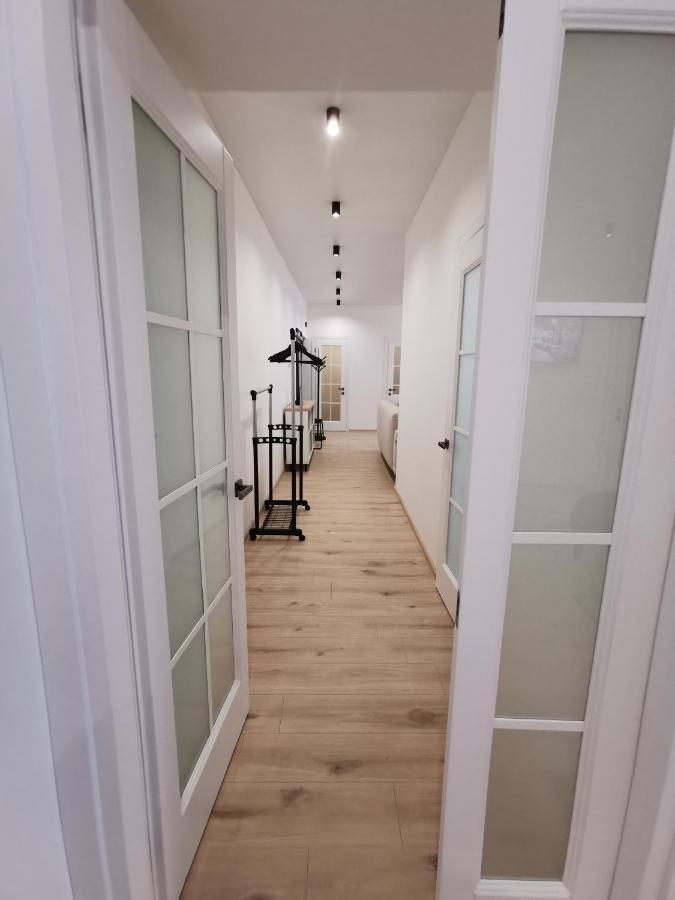Soborna Apartment Ровно Экстерьер фото