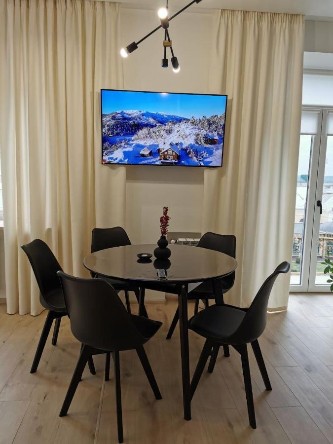Soborna Apartment Ровно Экстерьер фото