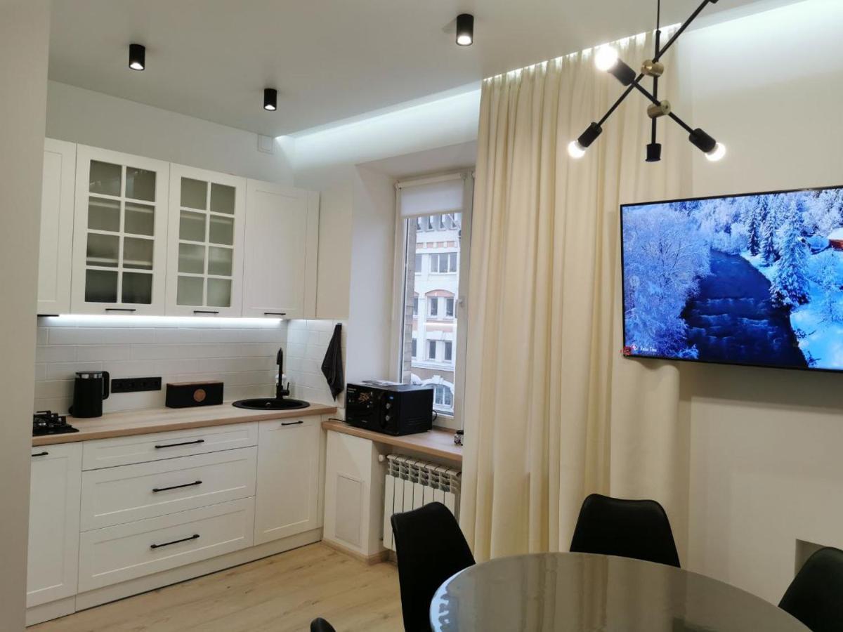 Soborna Apartment Ровно Экстерьер фото