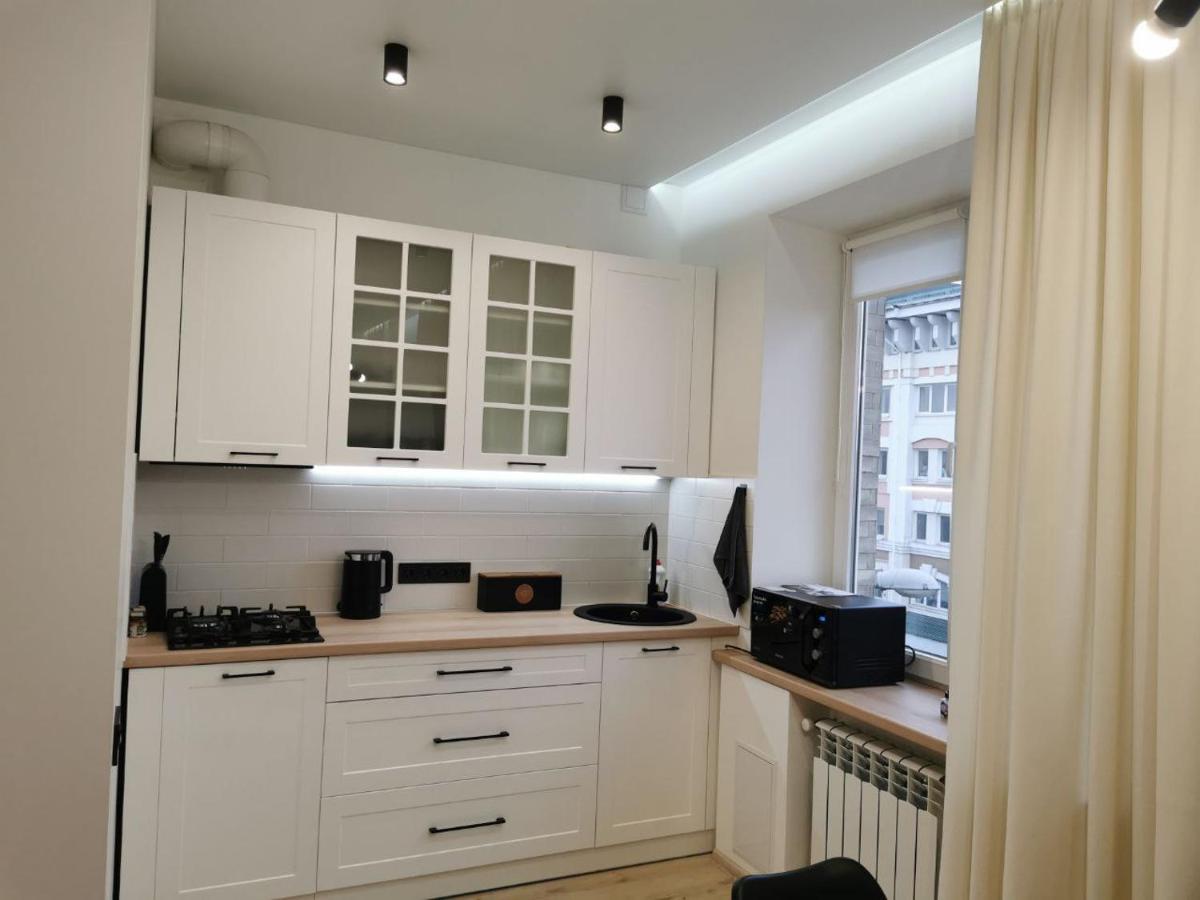 Soborna Apartment Ровно Экстерьер фото
