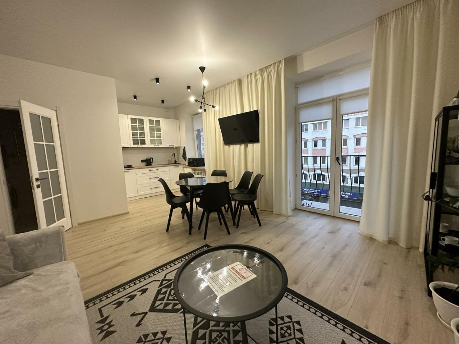 Soborna Apartment Ровно Экстерьер фото
