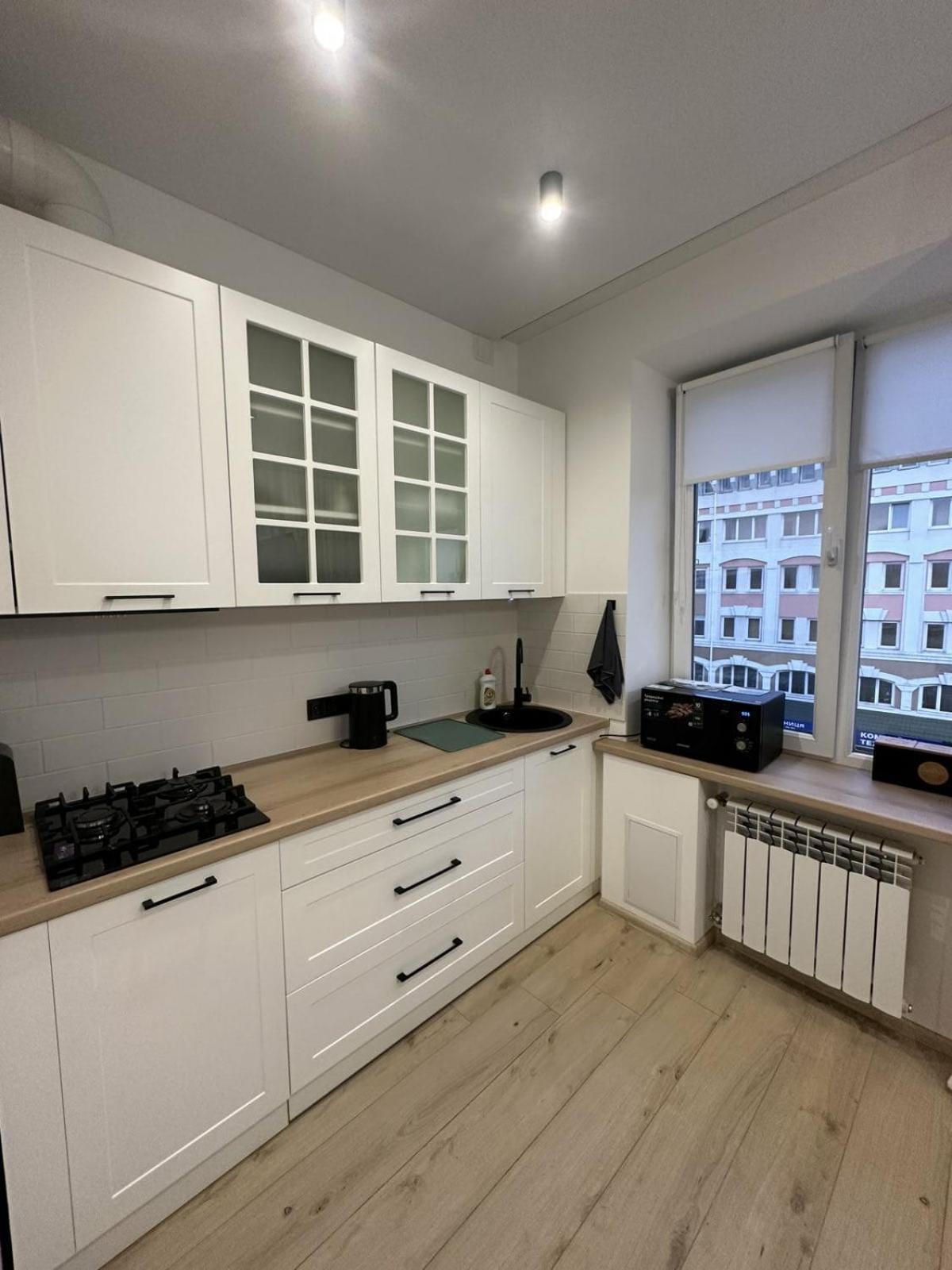 Soborna Apartment Ровно Экстерьер фото